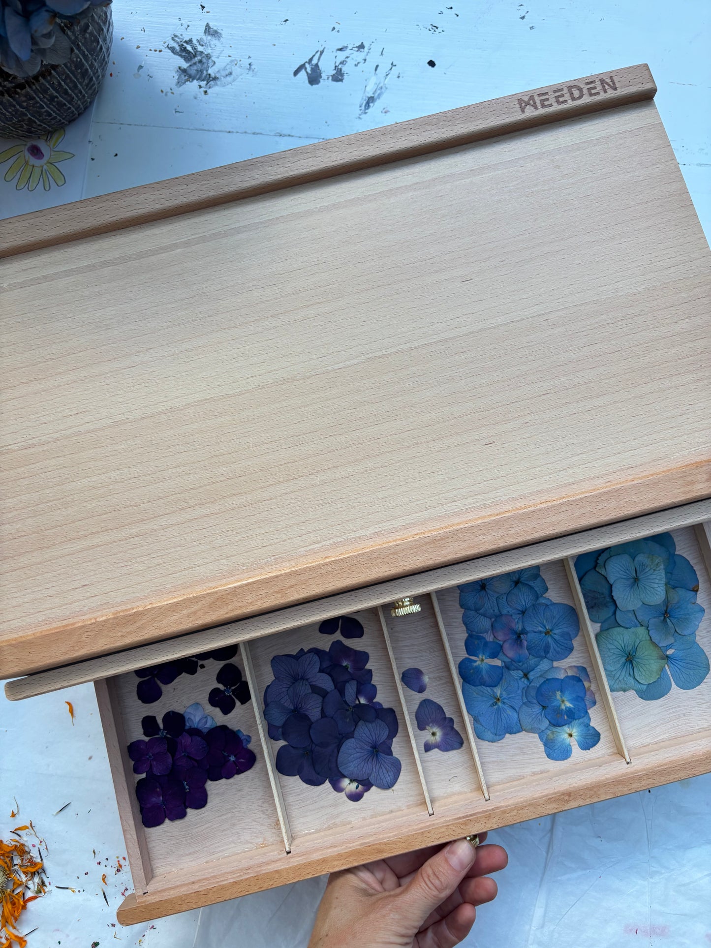 Meeden Flower Storage Drawers